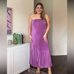 Pleated Midi dress